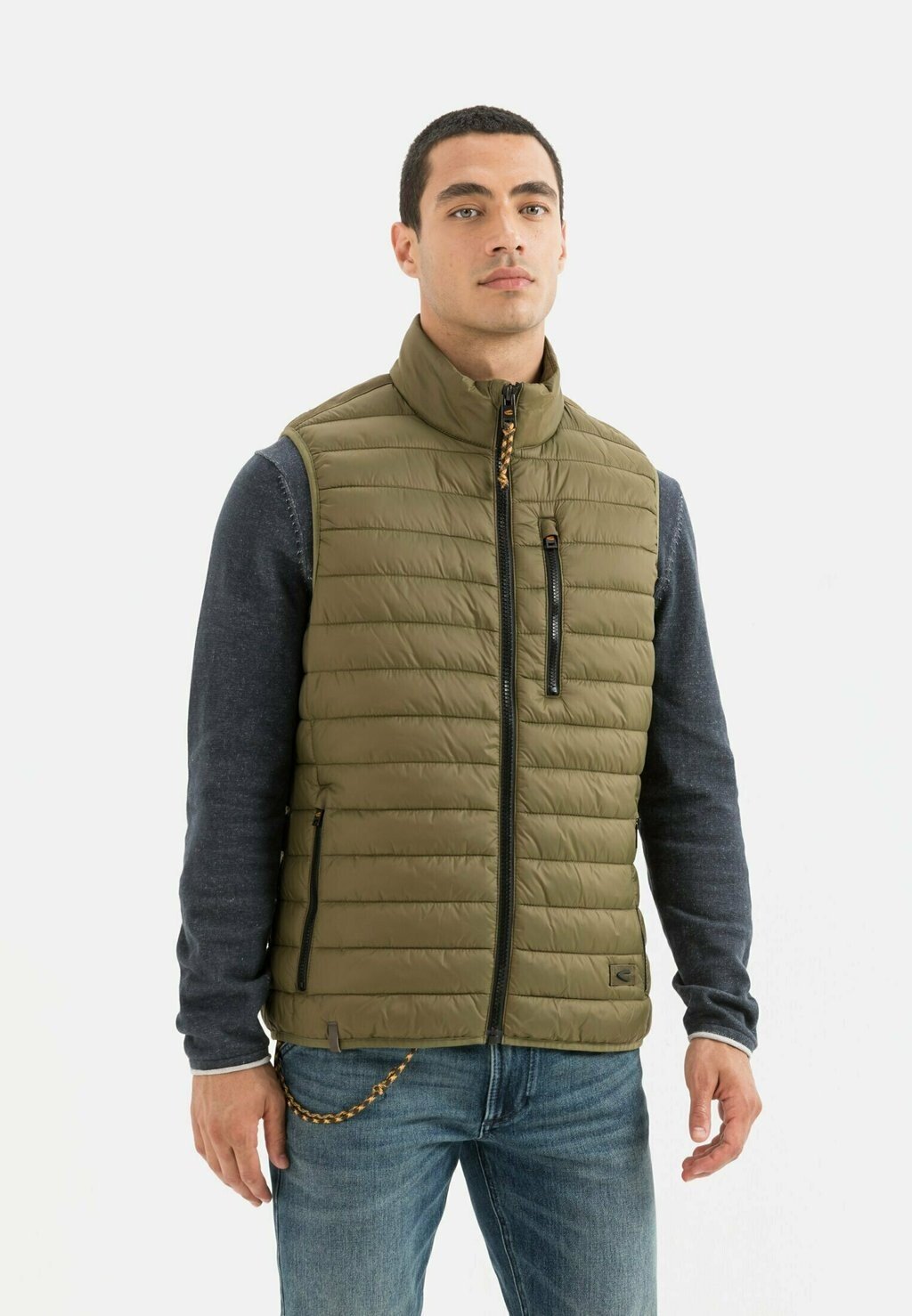 

Жилет camel active
