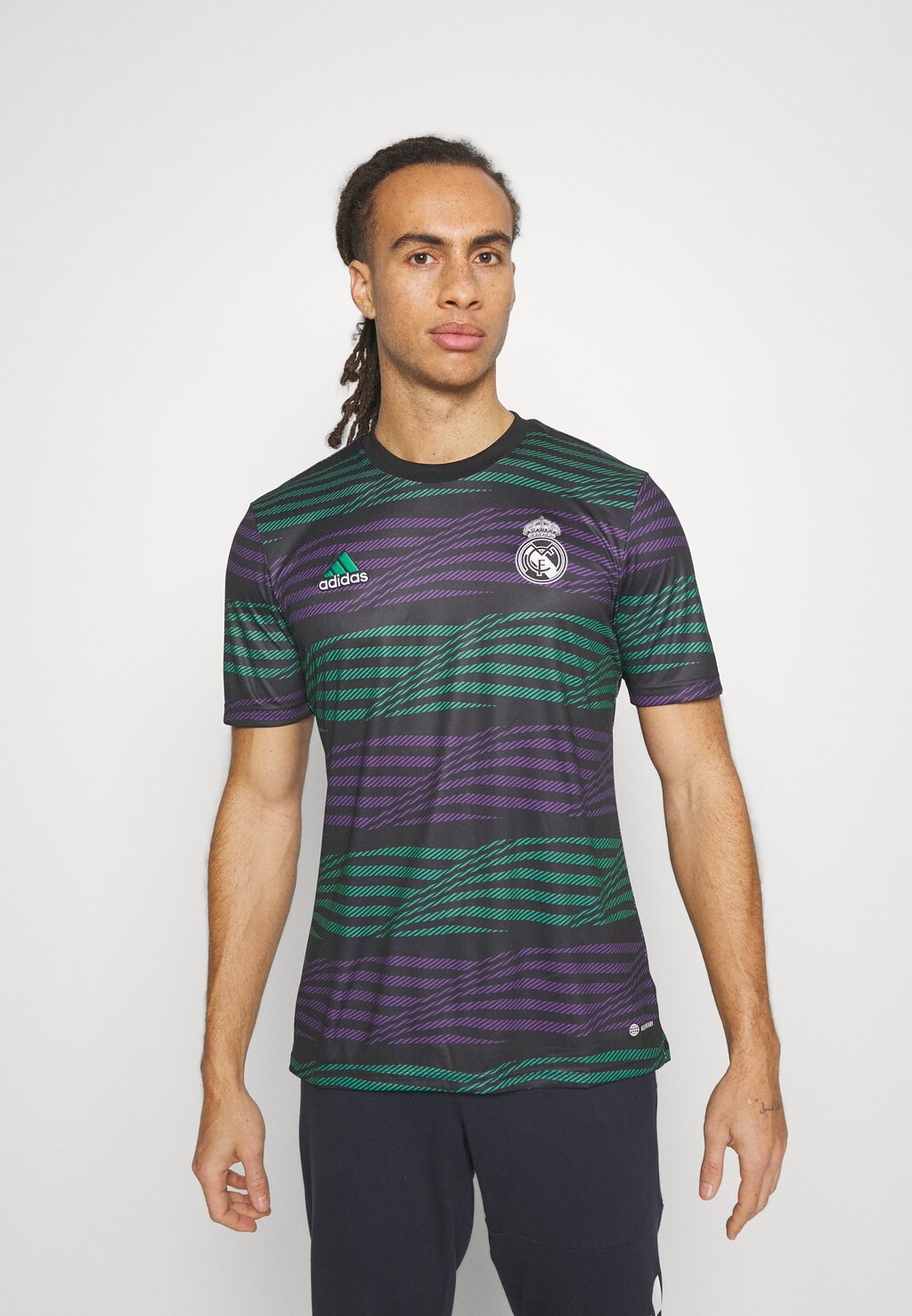 

Футболка Adidas