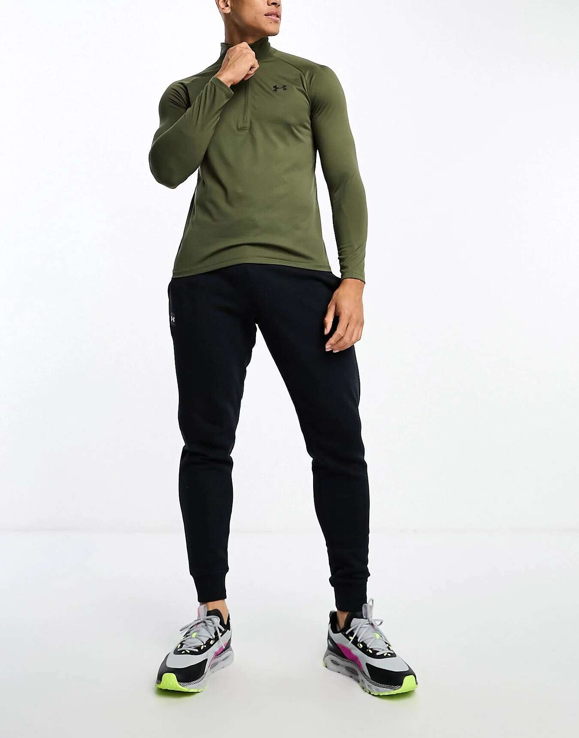 

Топ на молнии Under Armour Tech 2.0 цвета хаки