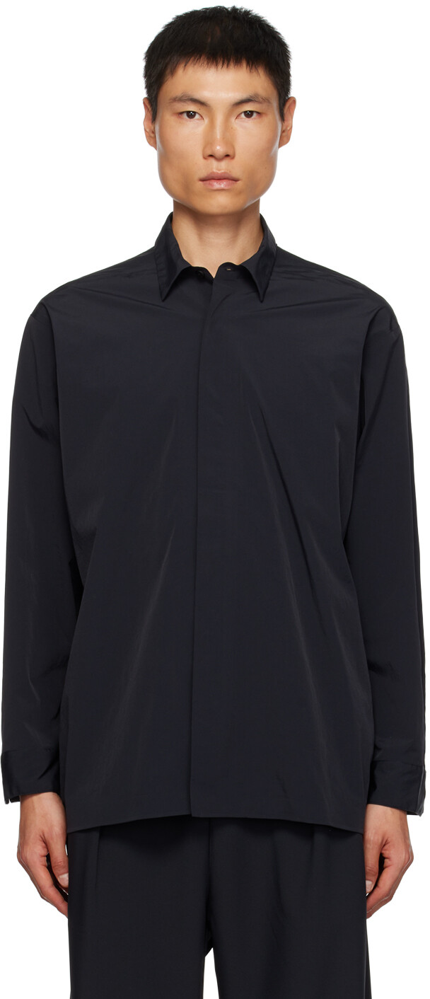 

Черная рубашка с нашивками Descente ALLTERRAIN