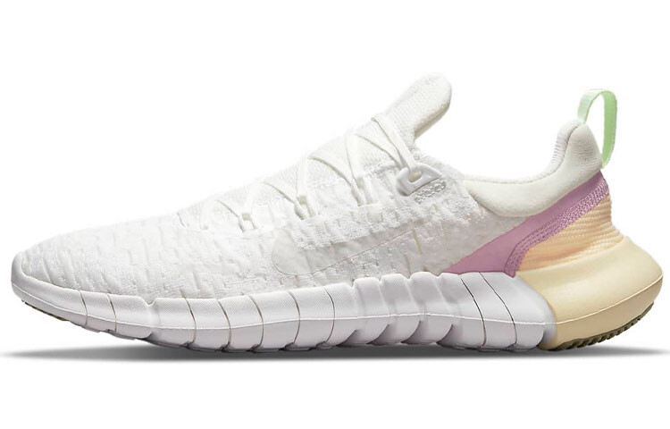 

Кроссовки Nike Wmns Free Run 5.0 Summit White Light Arctic Pink