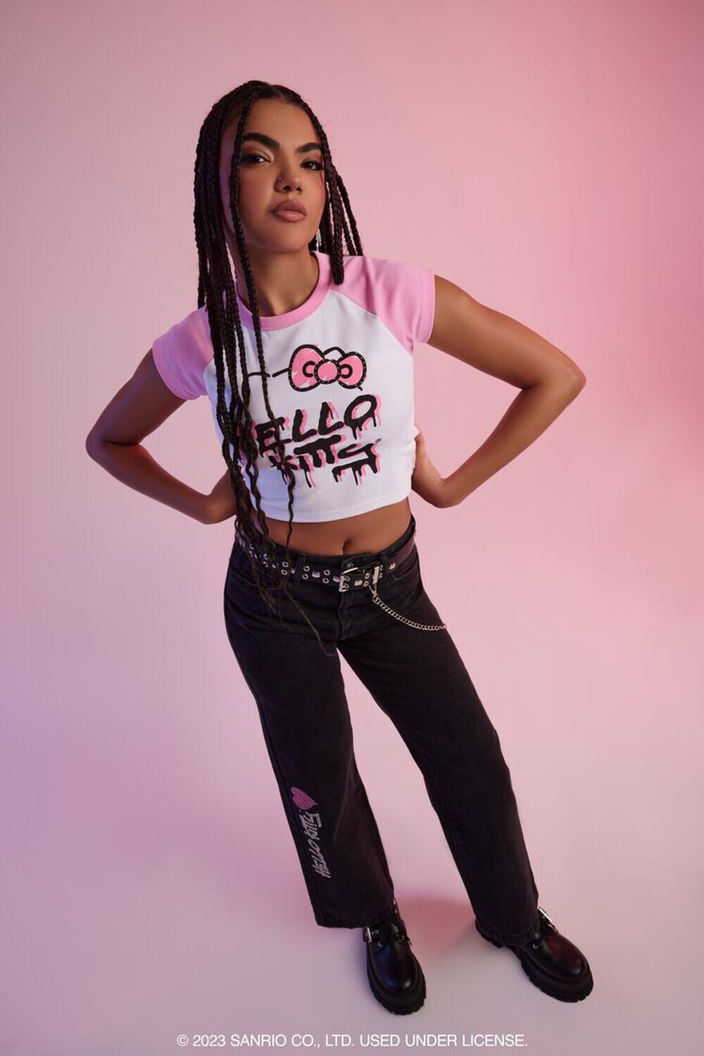 

Футболка реглан с рисунком Hello Kitty Forever 21, розовый