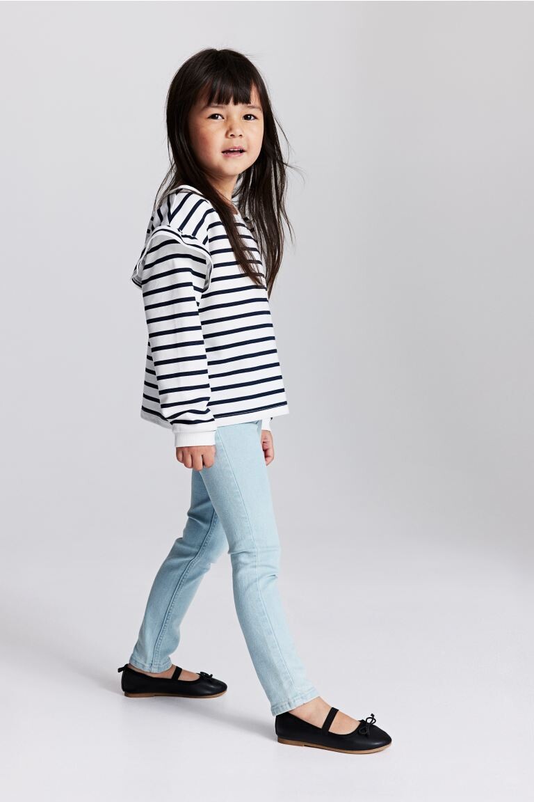 

Комплект из 2 джинсов скинни H&M