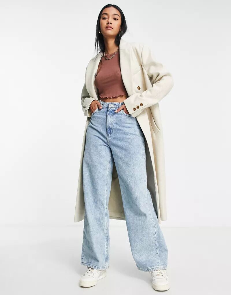 

Светло-бежевое длинное двубортное пальто Topshop