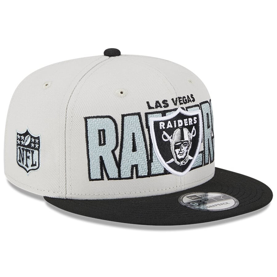 

Бейсболка New Era Las Vegas Raiders, серый
