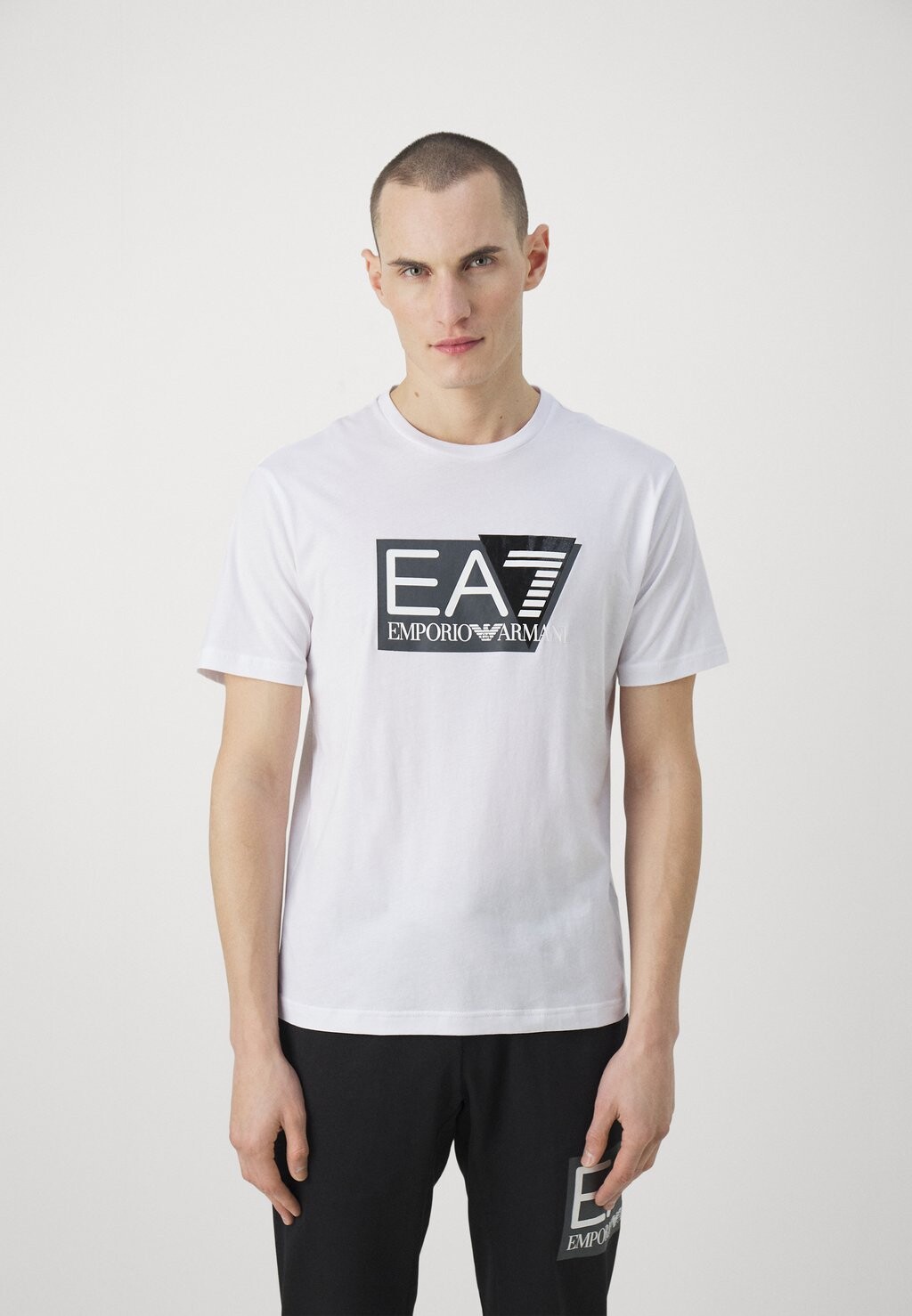 

Футболка с принтом EA7 Emporio Armani, белая, Белый, Футболка с принтом EA7 Emporio Armani, белая