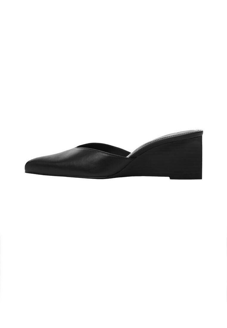 

Туфли-мюли высокие BOLD Mango, цвет schwarz