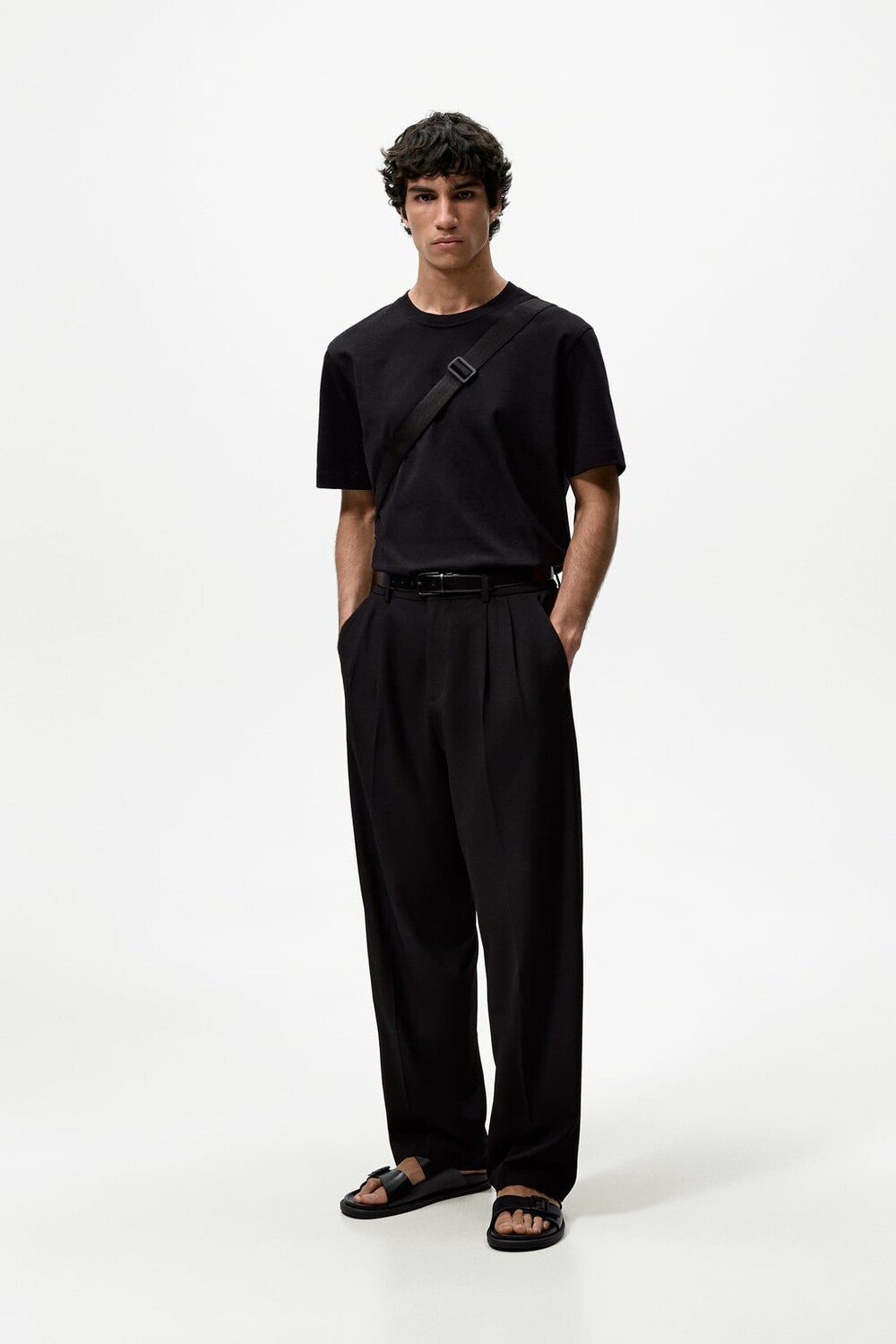 

Сандалии с двойными ремешками ZARA, черный