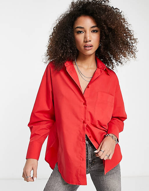 

Красная свободная рубашка с глубоким краем для папы ASOS DESIGN