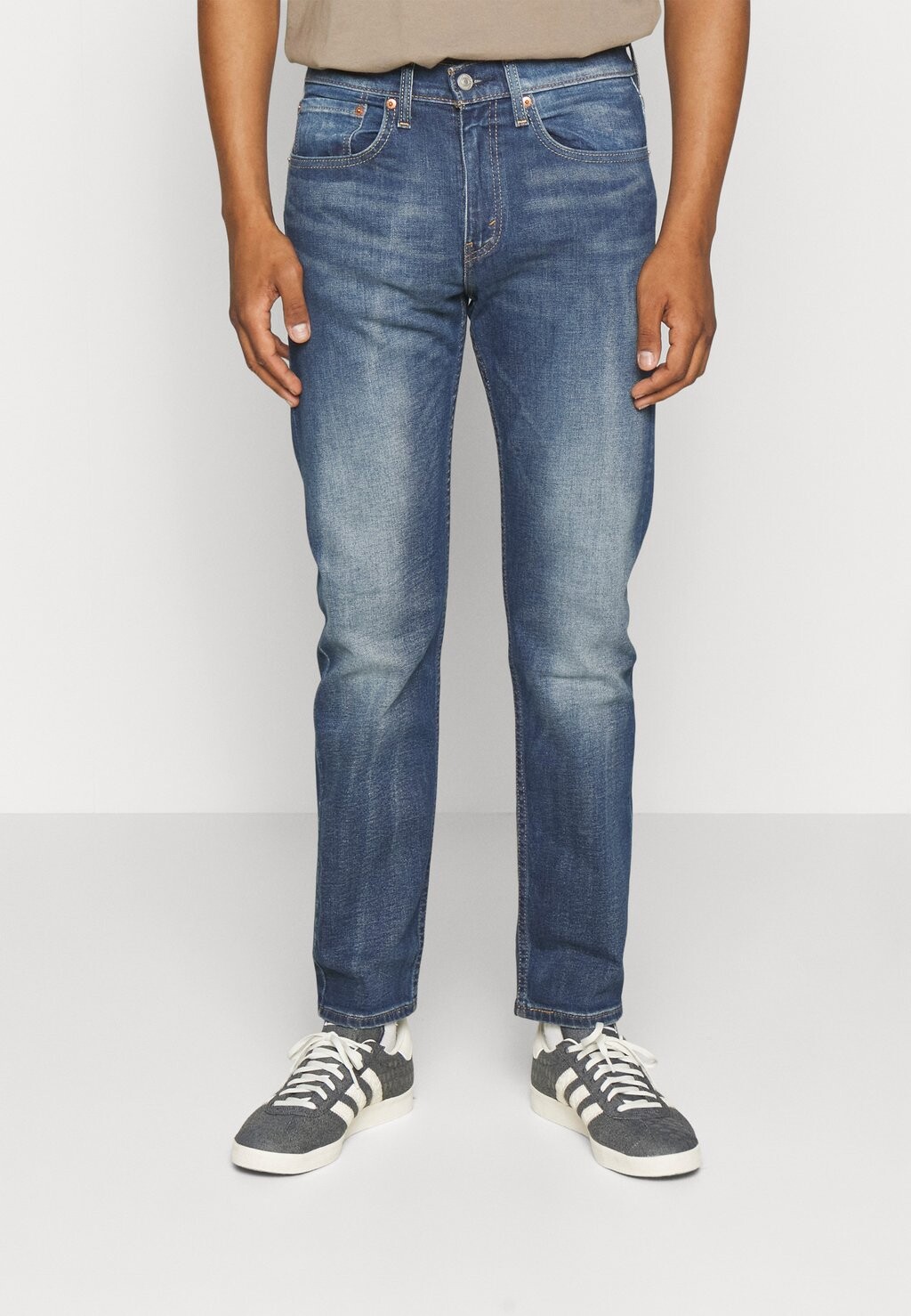 

Зауженные джинсы Levi's 502 Taper Hi Ball, синий