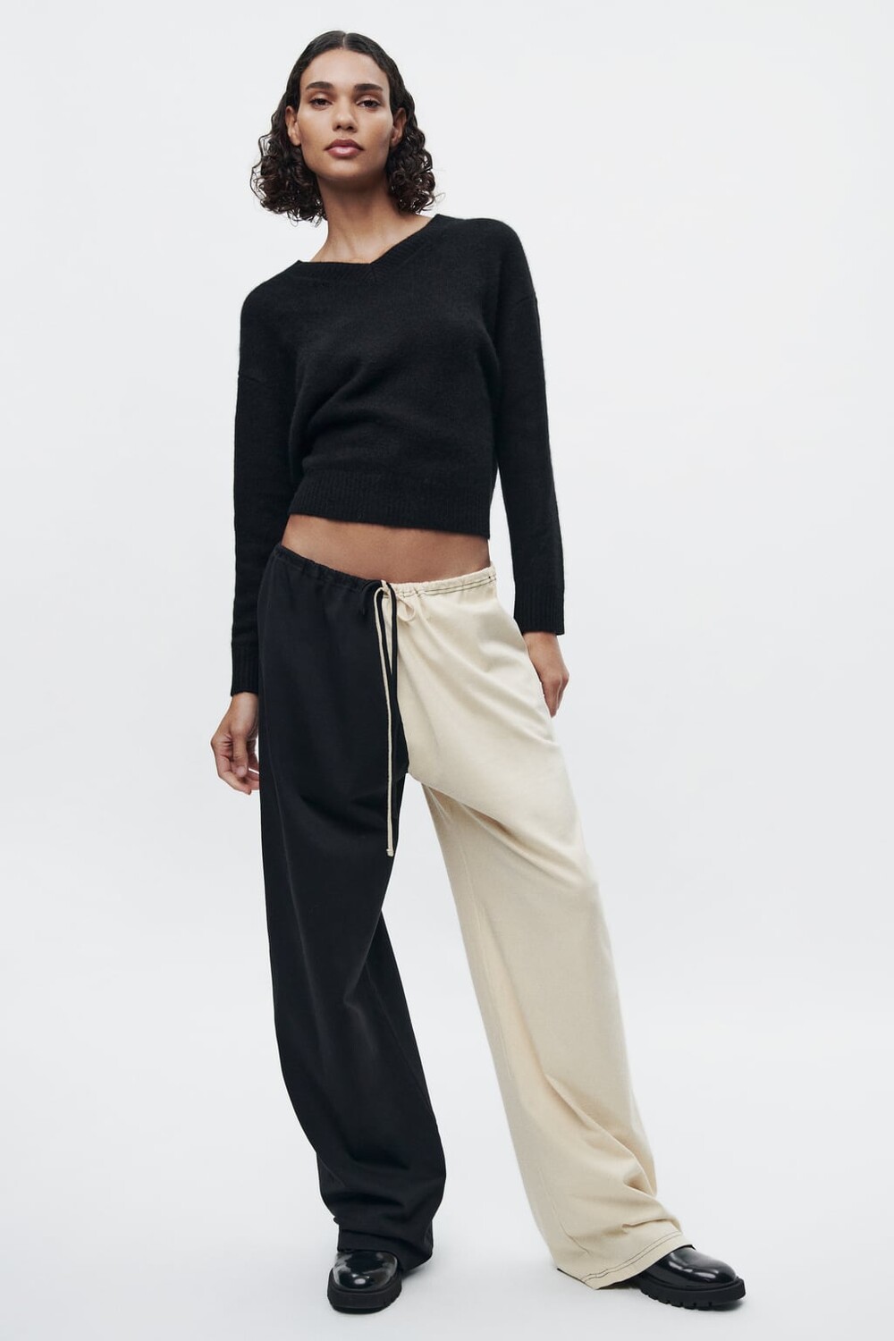

Базовый кашемировый свитер ZARA, черный