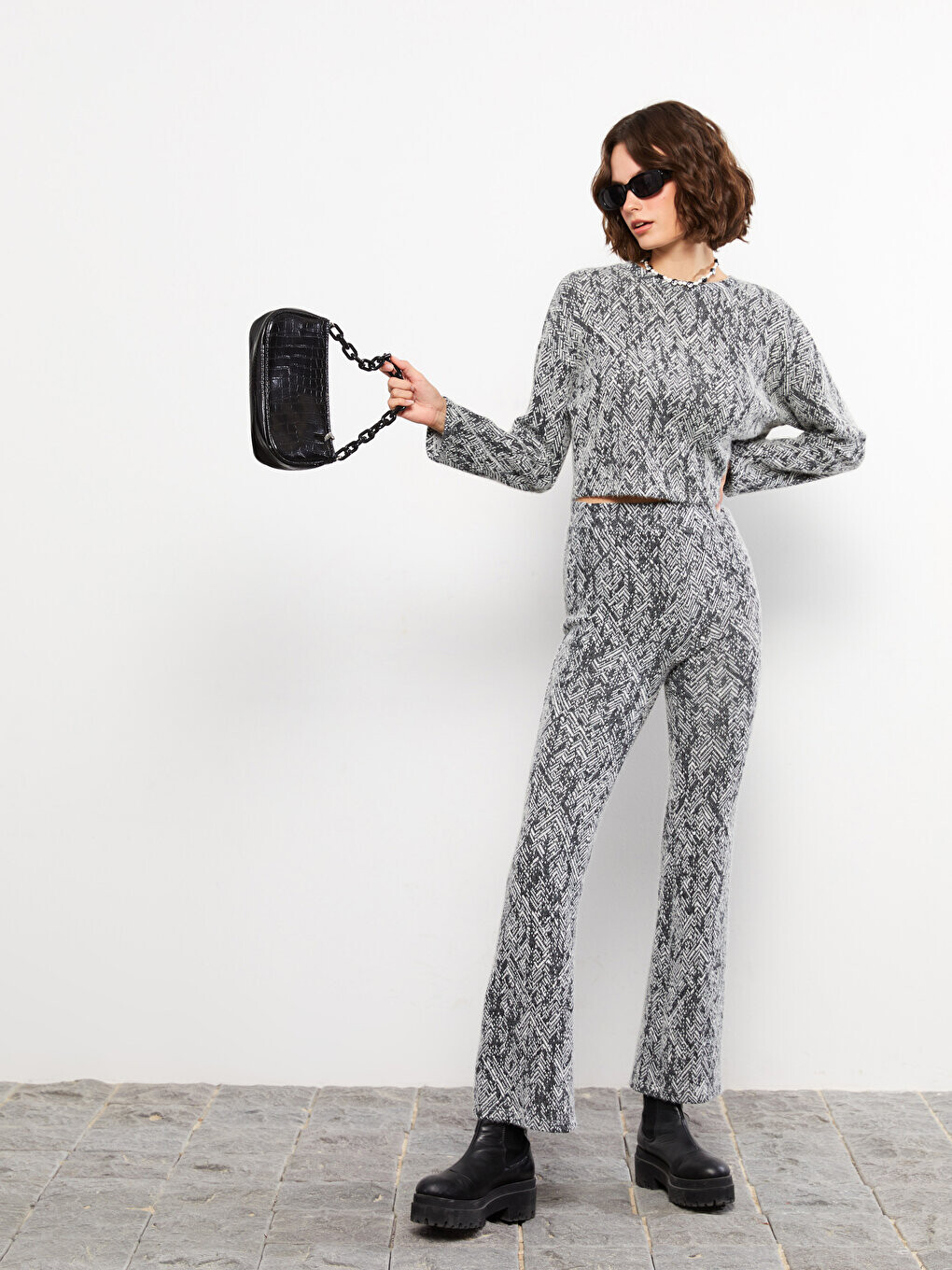 

Женские брюки стандартного кроя с рисунком LCW Casual, черный