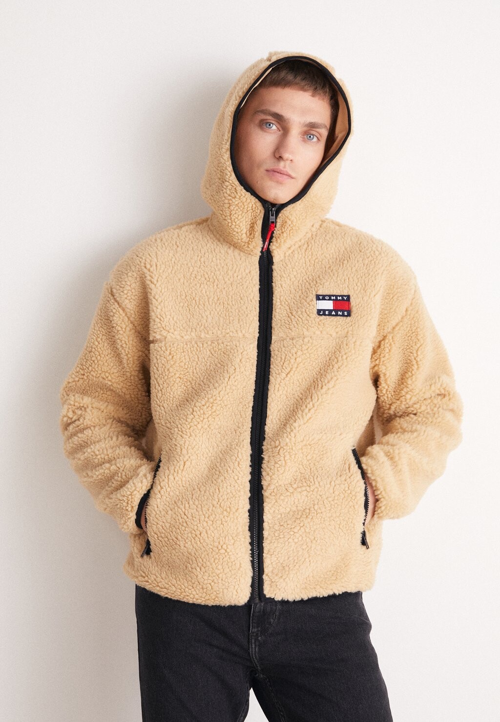 

Флисовая куртка Tommy Jeans, Серый