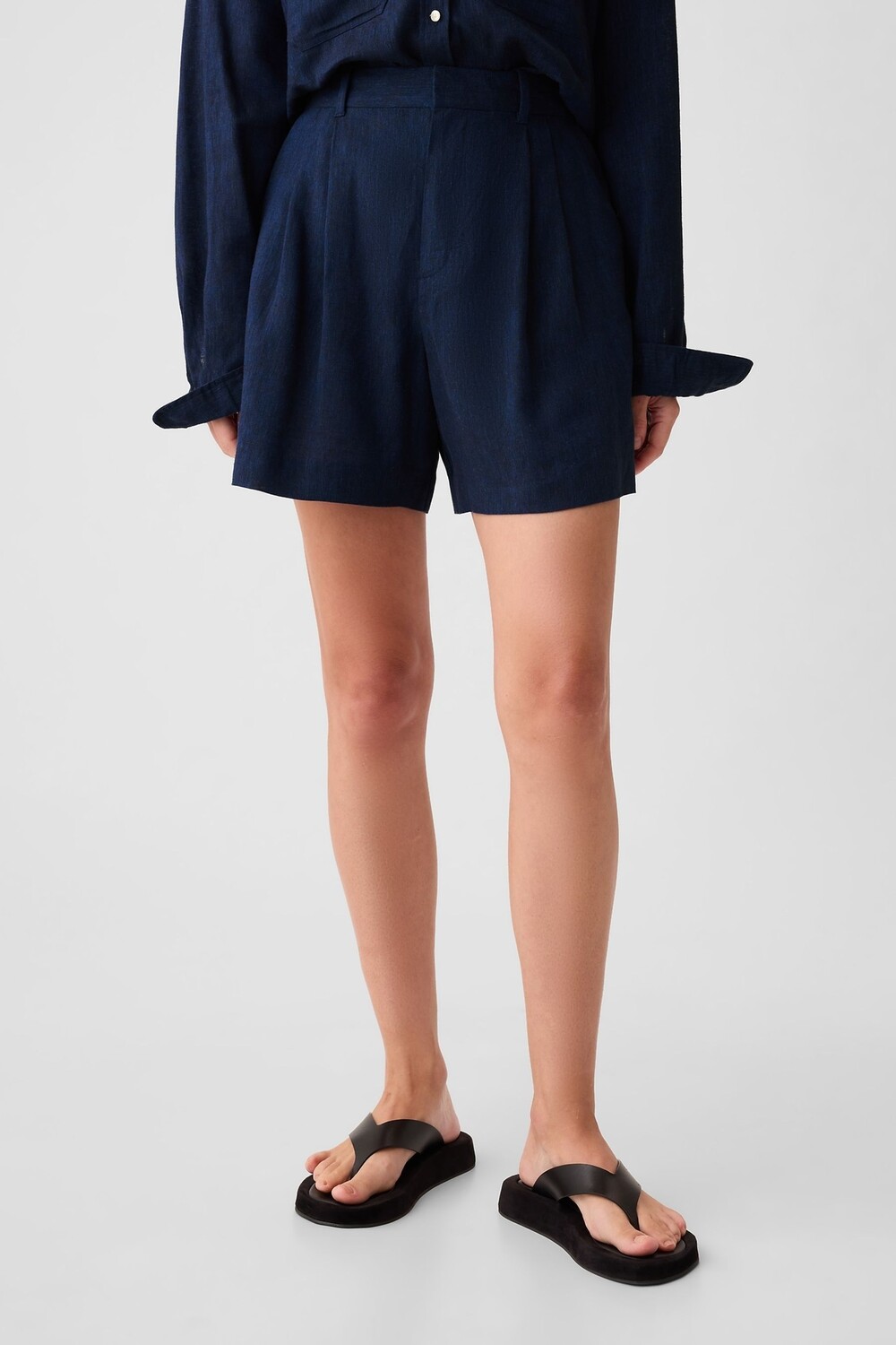 

Повседневные шорты длиной 4 дюйма из хлопка и льна Gap, синий