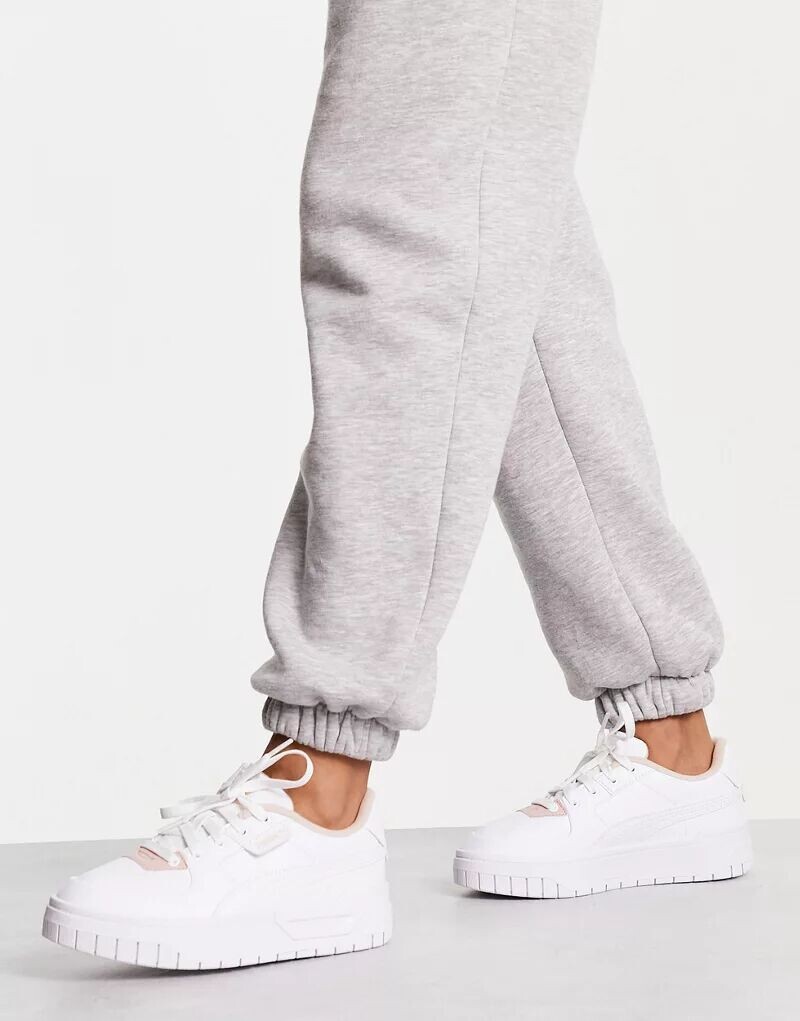 

Бело-розовые кроссовки PUMA Cali Dream Terry
