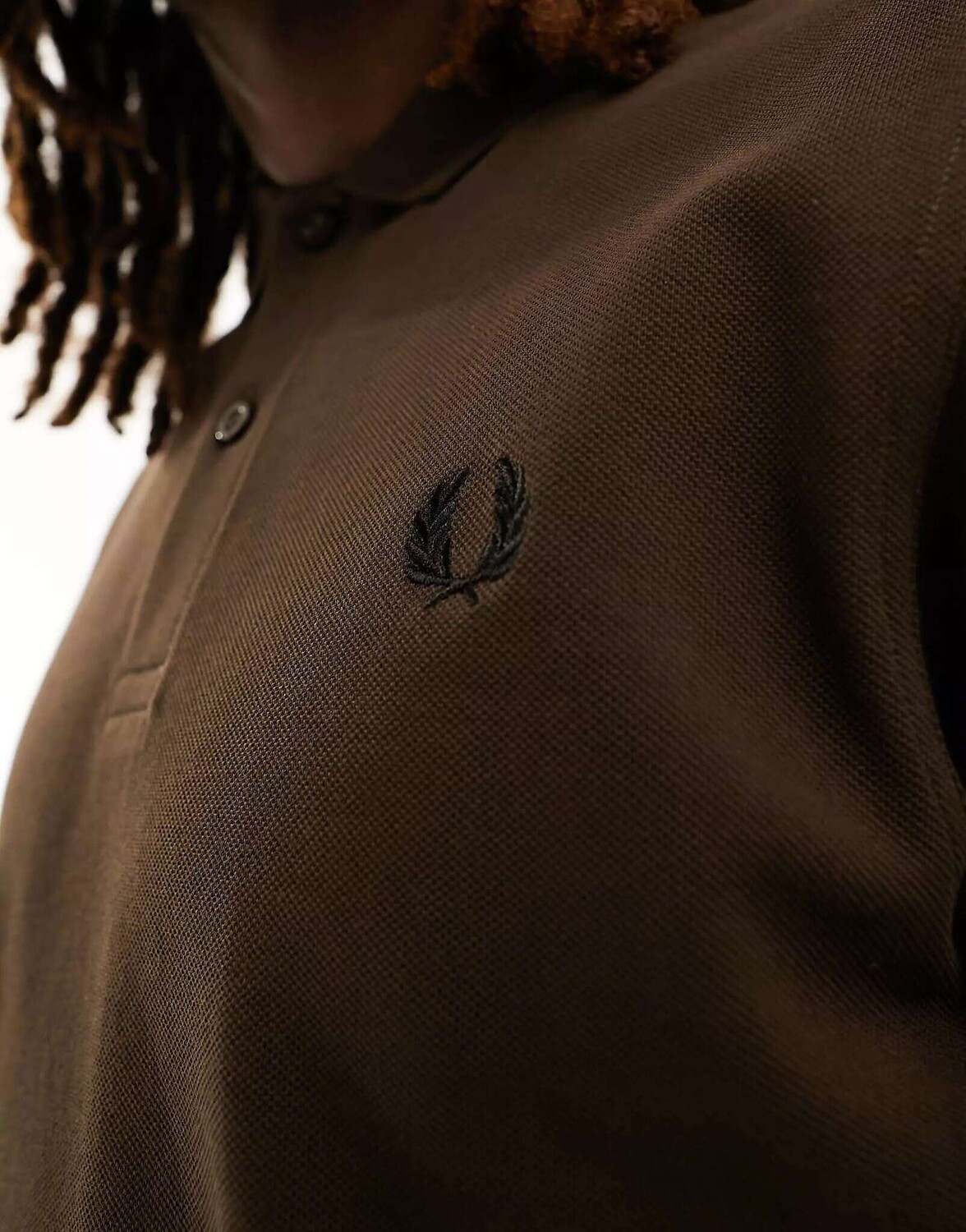 

Поло с логотипом Fred Perry цвета жженого табака