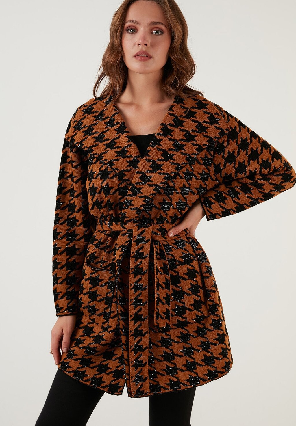 

Кардиган LELA
