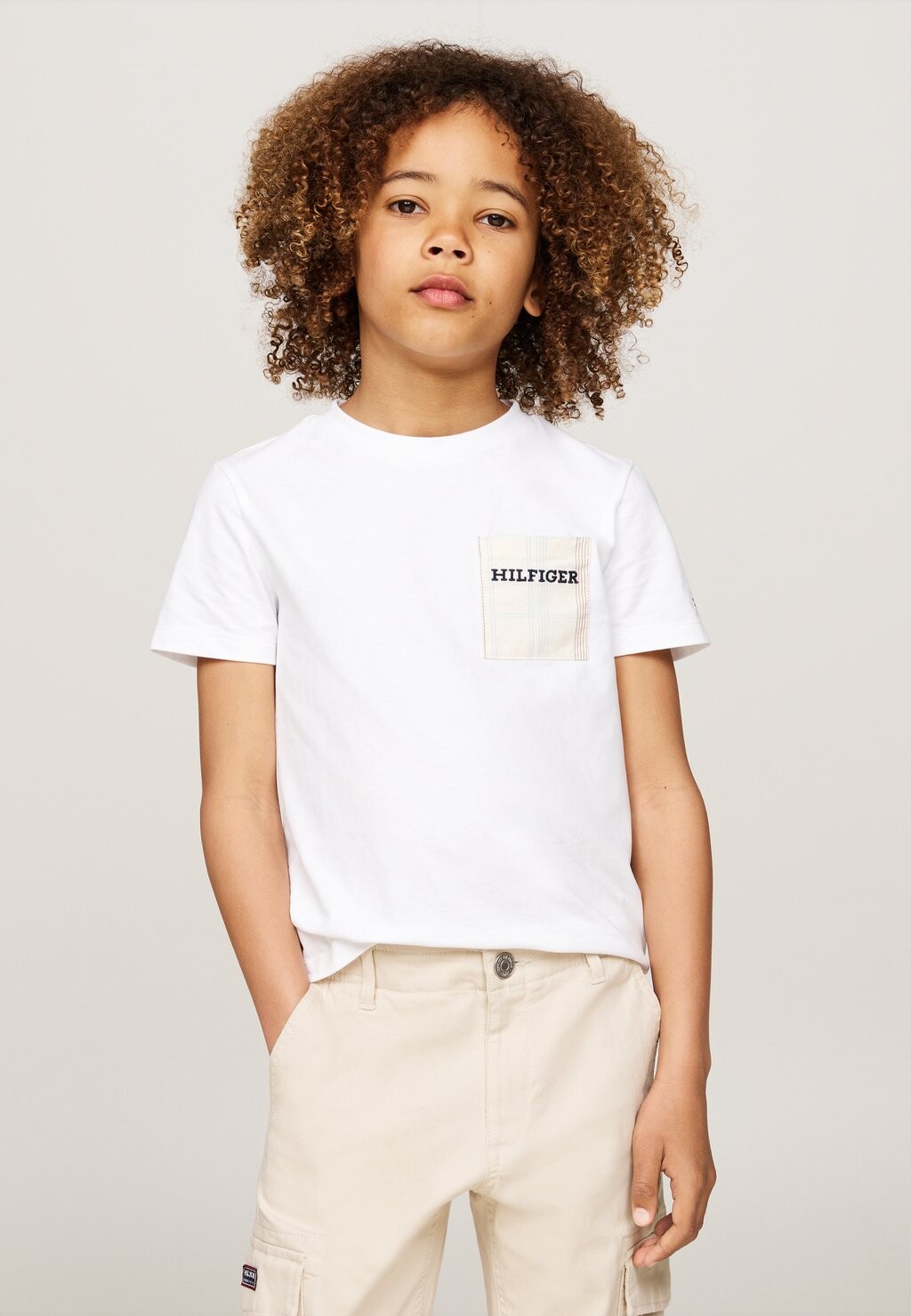 

Футболка с принтом CHECK POCKET REGULAR TEE Tommy Hilfiger, белый