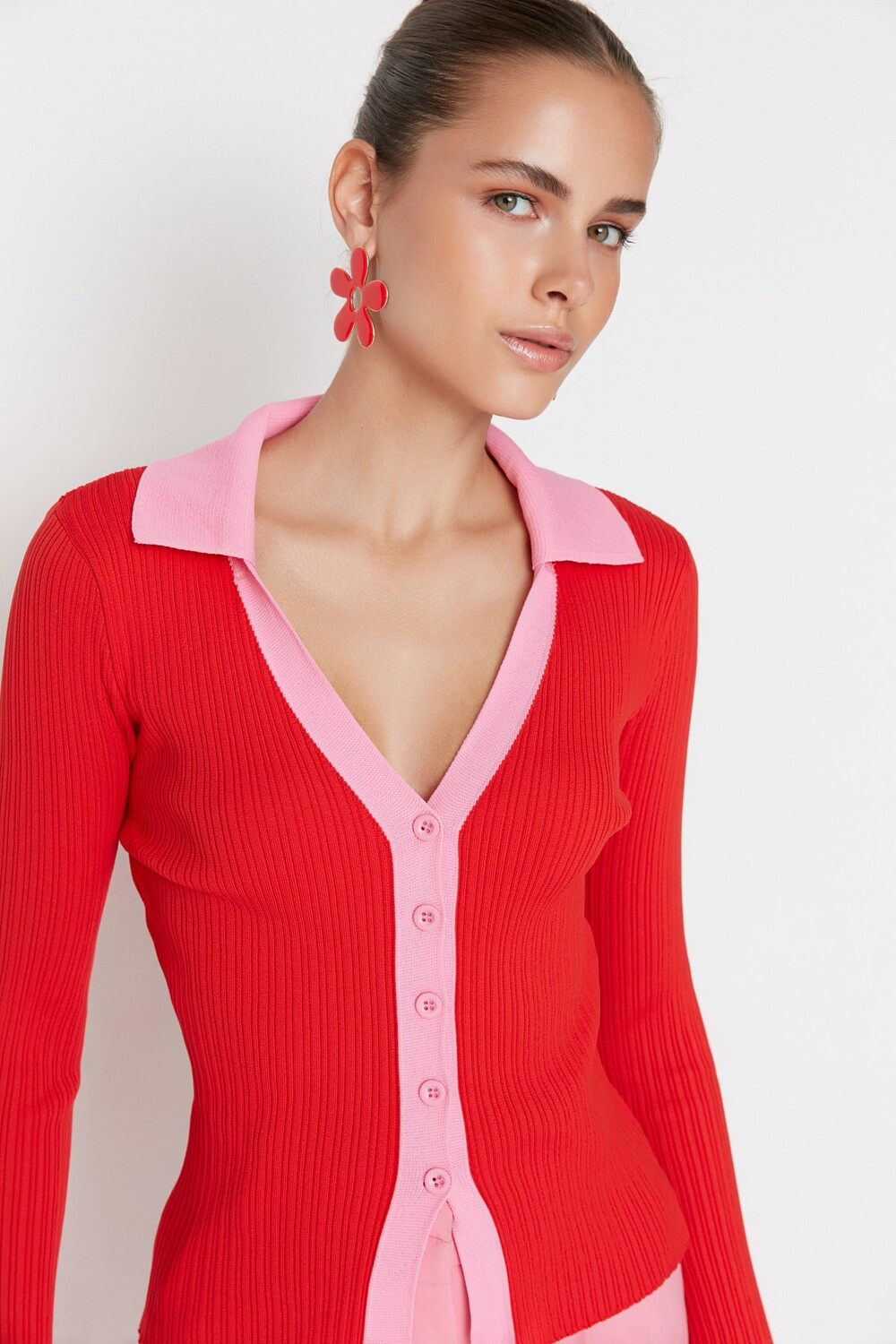 

Кардиган TRENDYOLMİLLA, красный