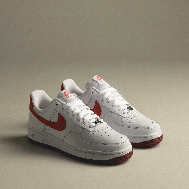 Кроссовки Wmns Air Force 1 '07 Nike, белый стойка jinbei jb 3000fp с воздушной амортизацией