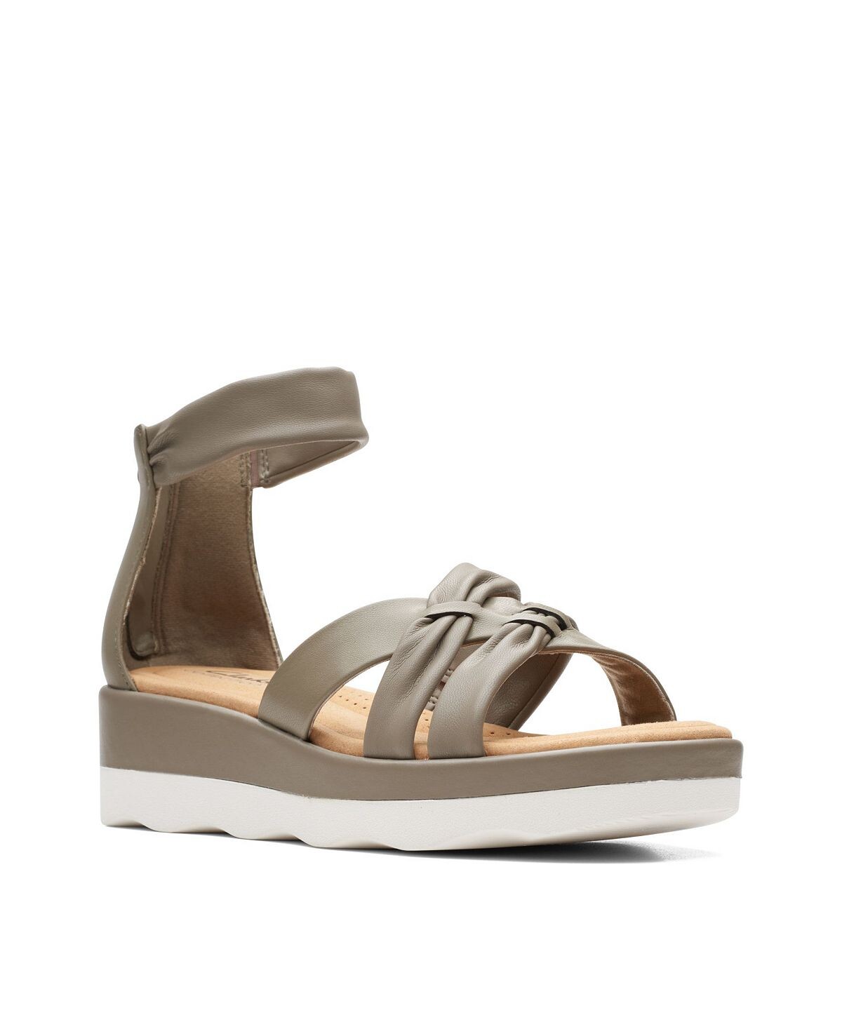 

Сандалии Clara Rae на танкетке из женской коллекции Clarks