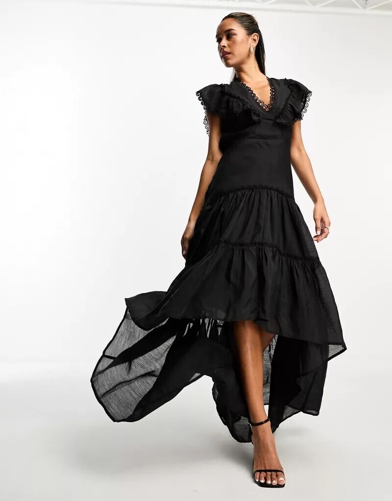 

Черное ярусное платье макси с детальным вырезом для особого случая Miss Selfridge