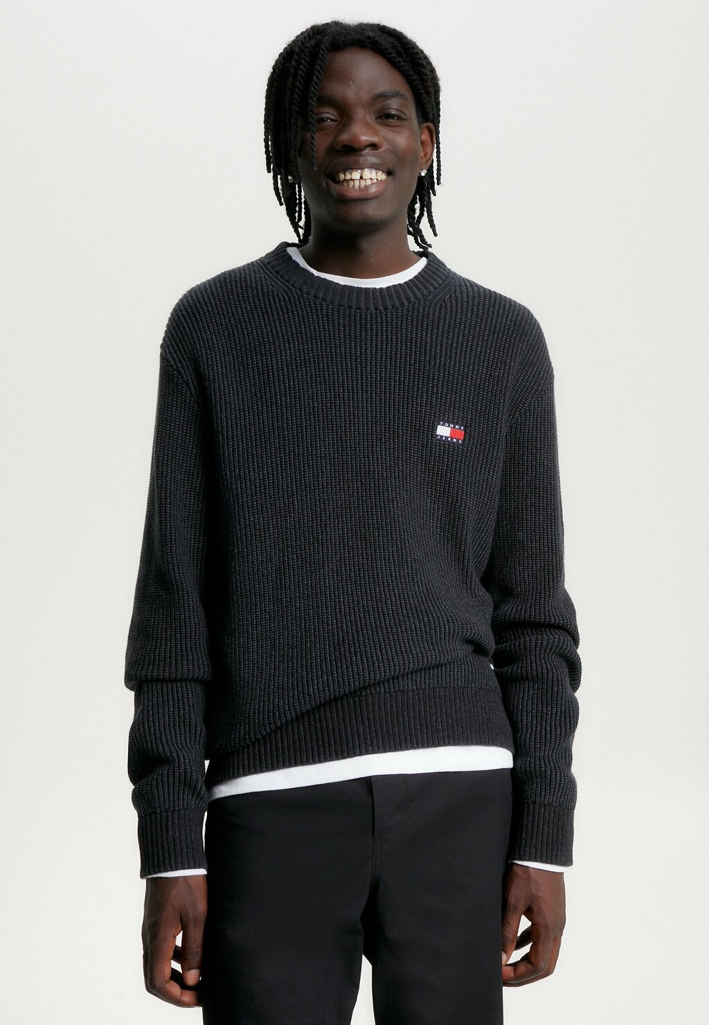 

Свитер Tommy Jeans, черный
