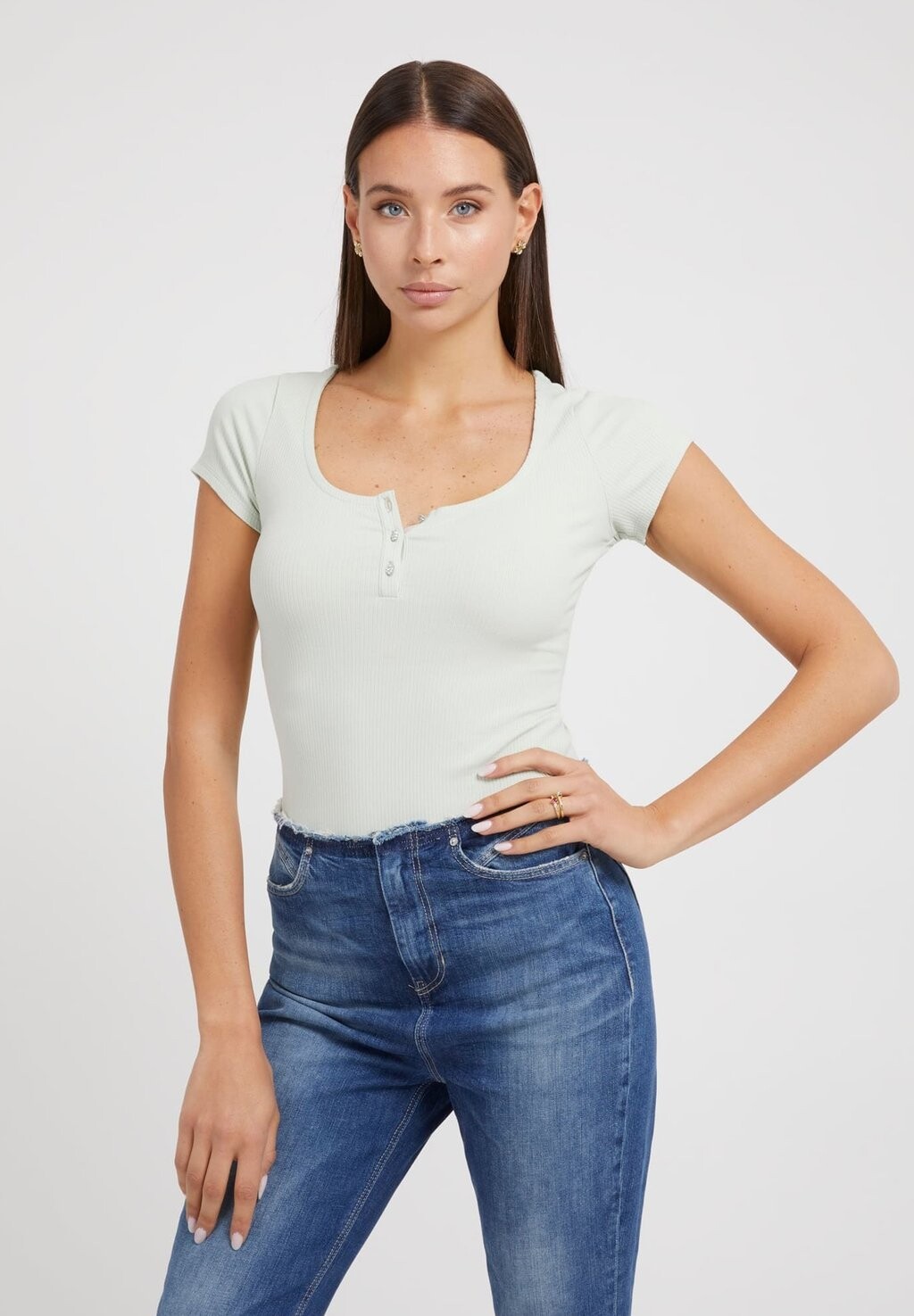 

Базовая футболка Guess, зеленый