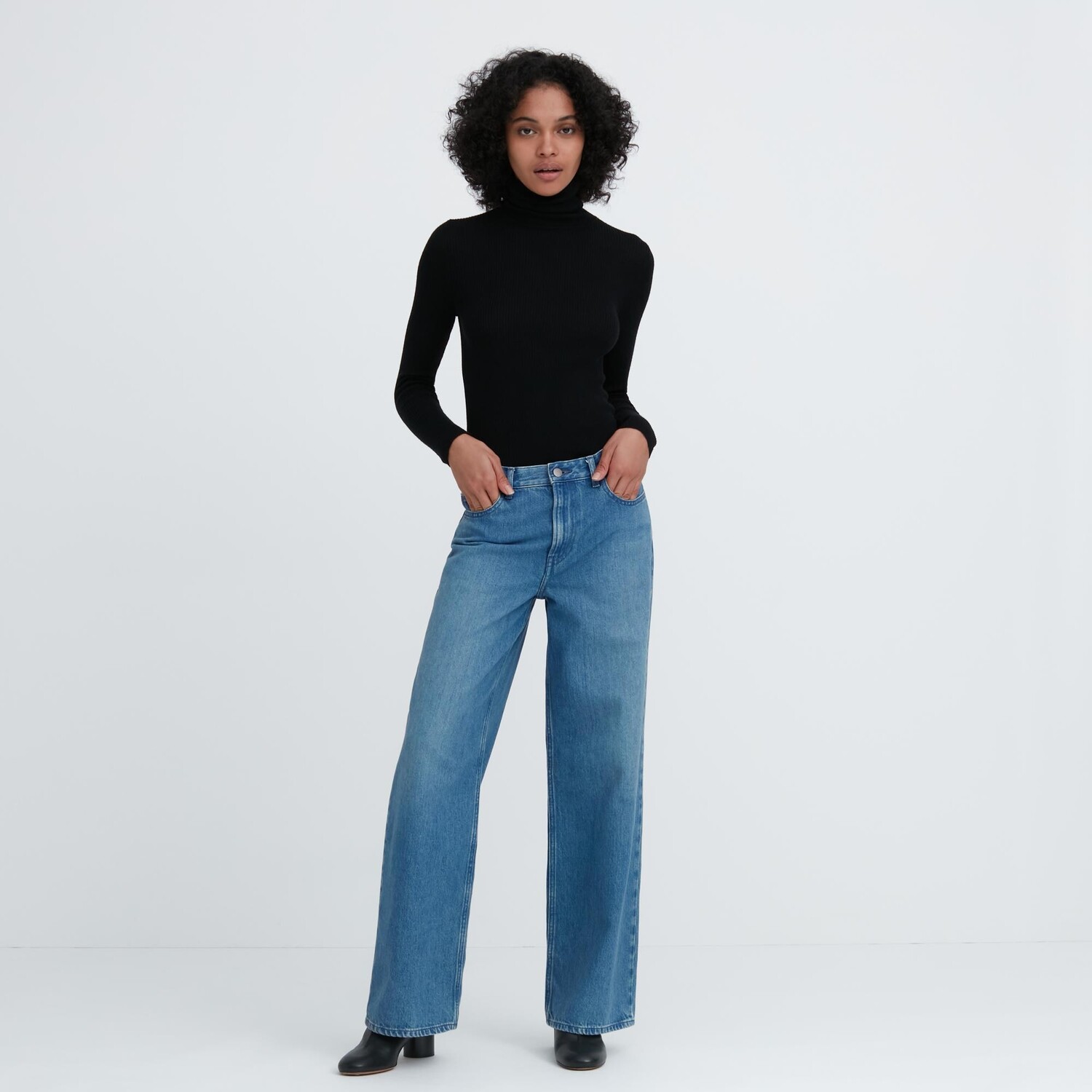 

Джинсы Uniqlo женские мешковатые, синий