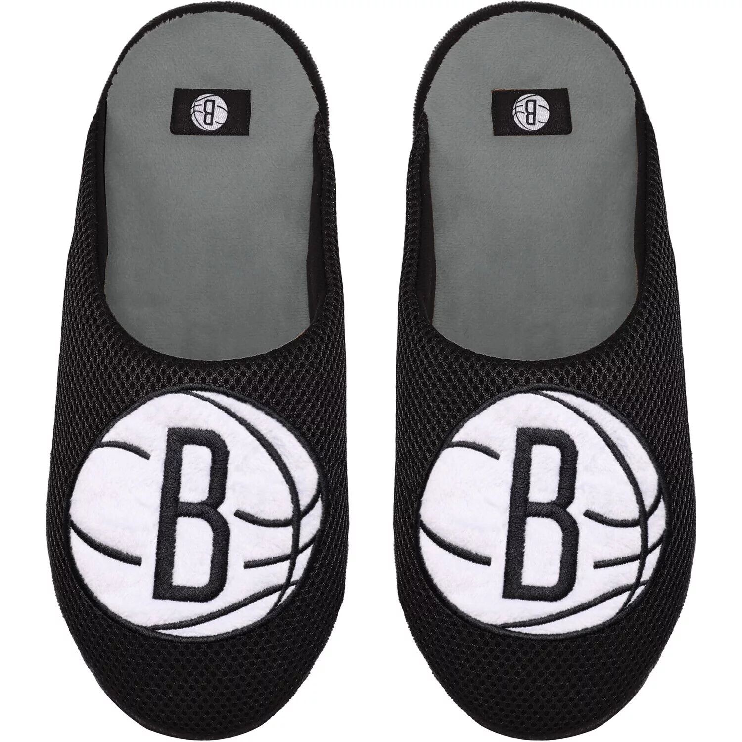 

Молодежные тапочки из сетки с цветным блоком и большим логотипом FOCO Brooklyn Nets Unbranded