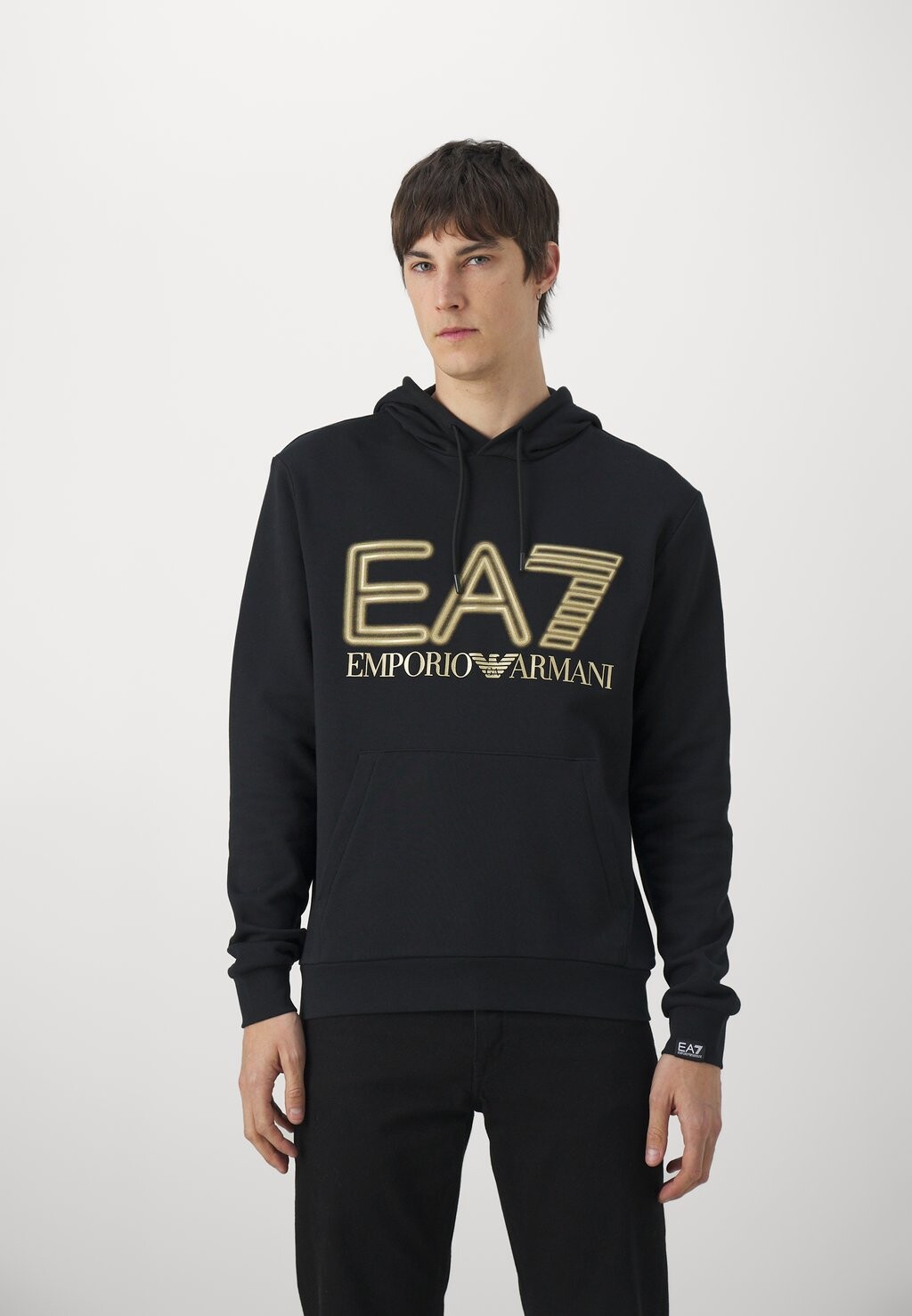 

Толстовка EA7 Emporio Armani, черный