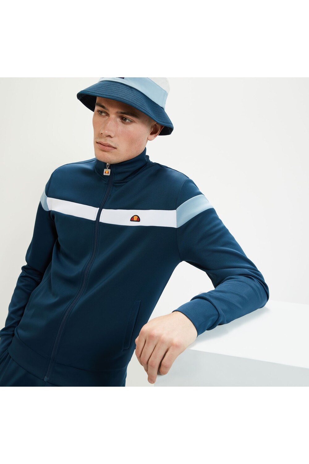 

Куртка - Синий - Классический крой Ellesse