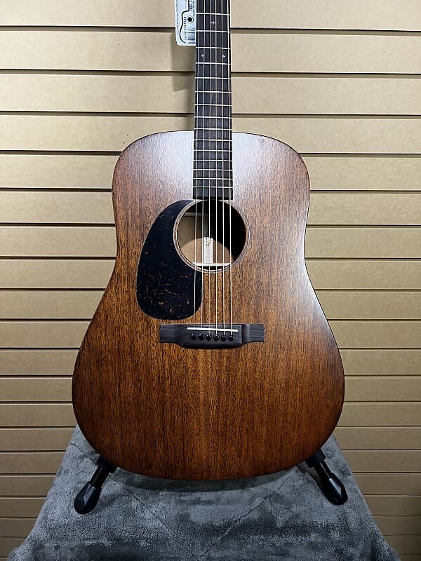 

Акустическая гитара Martin D-15M Mahogany Dreadnought Acoustic Guitar LH - Natural w/Gig Bag & PLEK*D #888