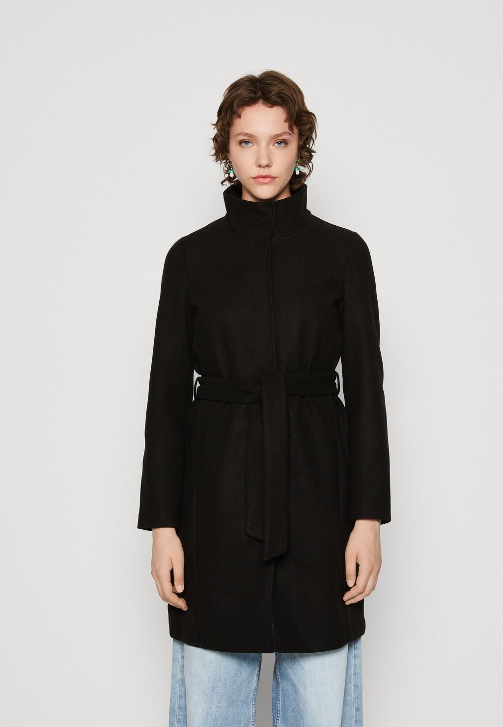 

Классическое пальто Vero Moda, черный
