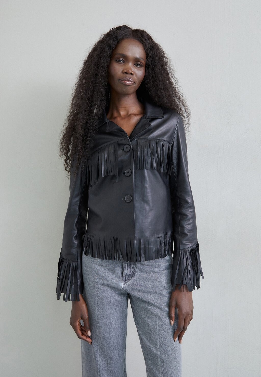

Кожаная куртка STUDIO ID BIANCA NAPA FRINGE, цвет shiny black