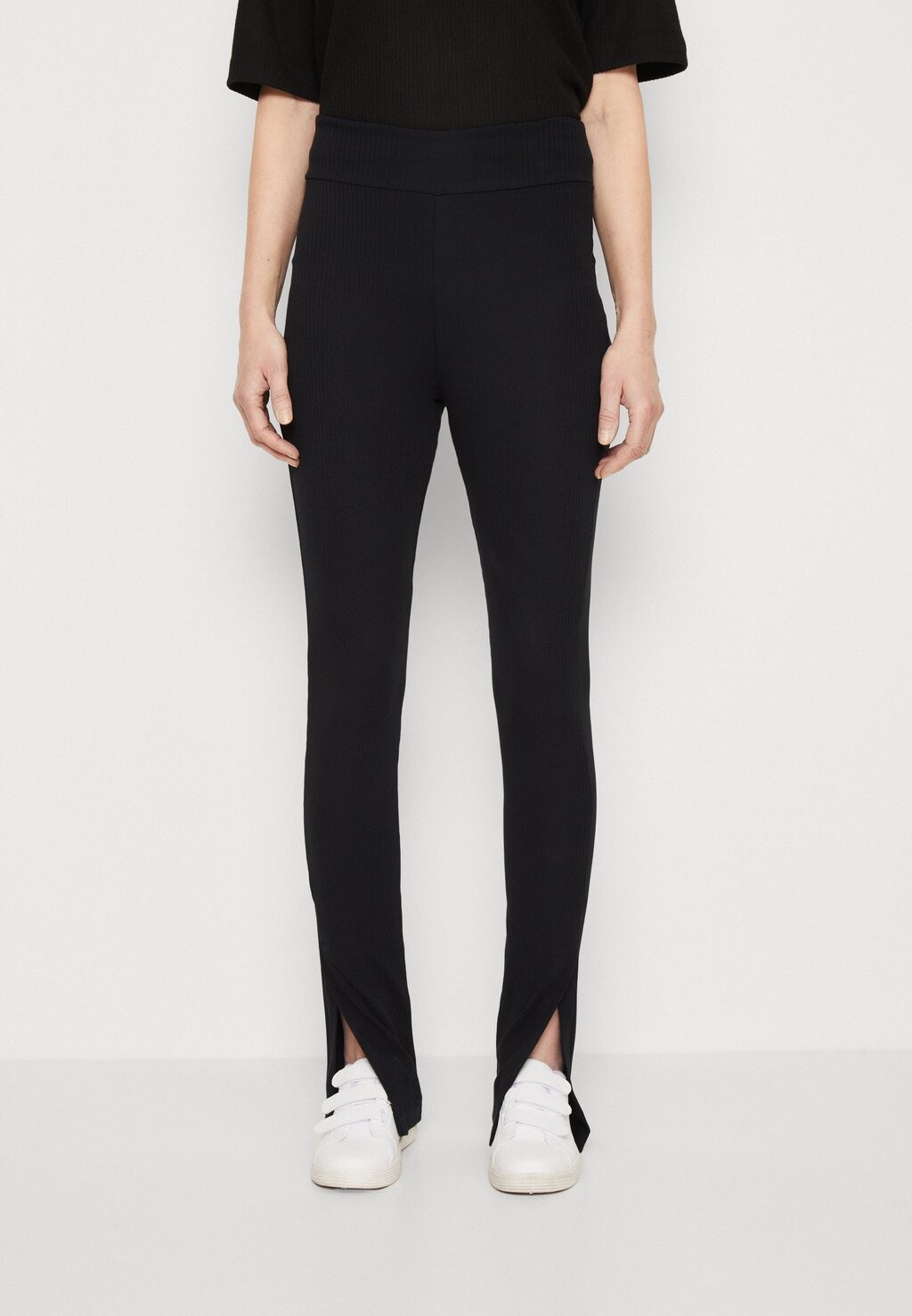 

Леггинсы edc by Esprit, черный