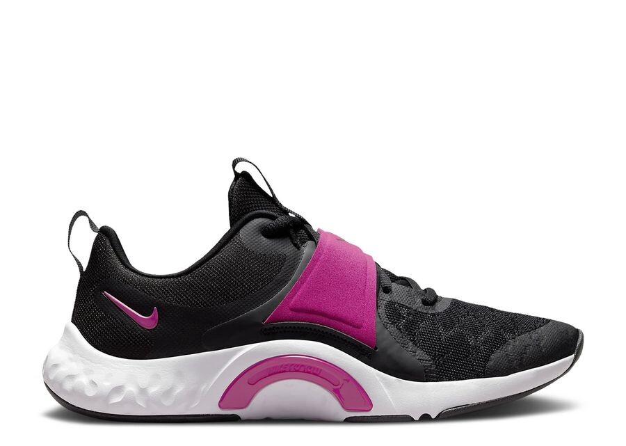

Кроссовки Nike Wmns Renew In Season TR 12, цвет Black Active Pink
