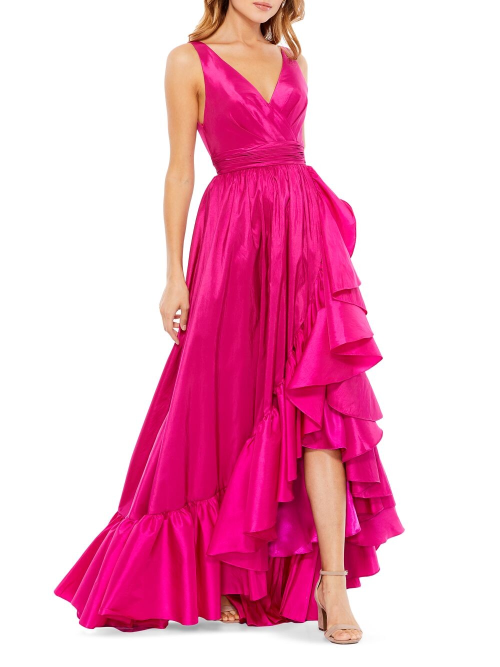 

Атласное платье с оборками и V-образным вырезом Mac Duggal