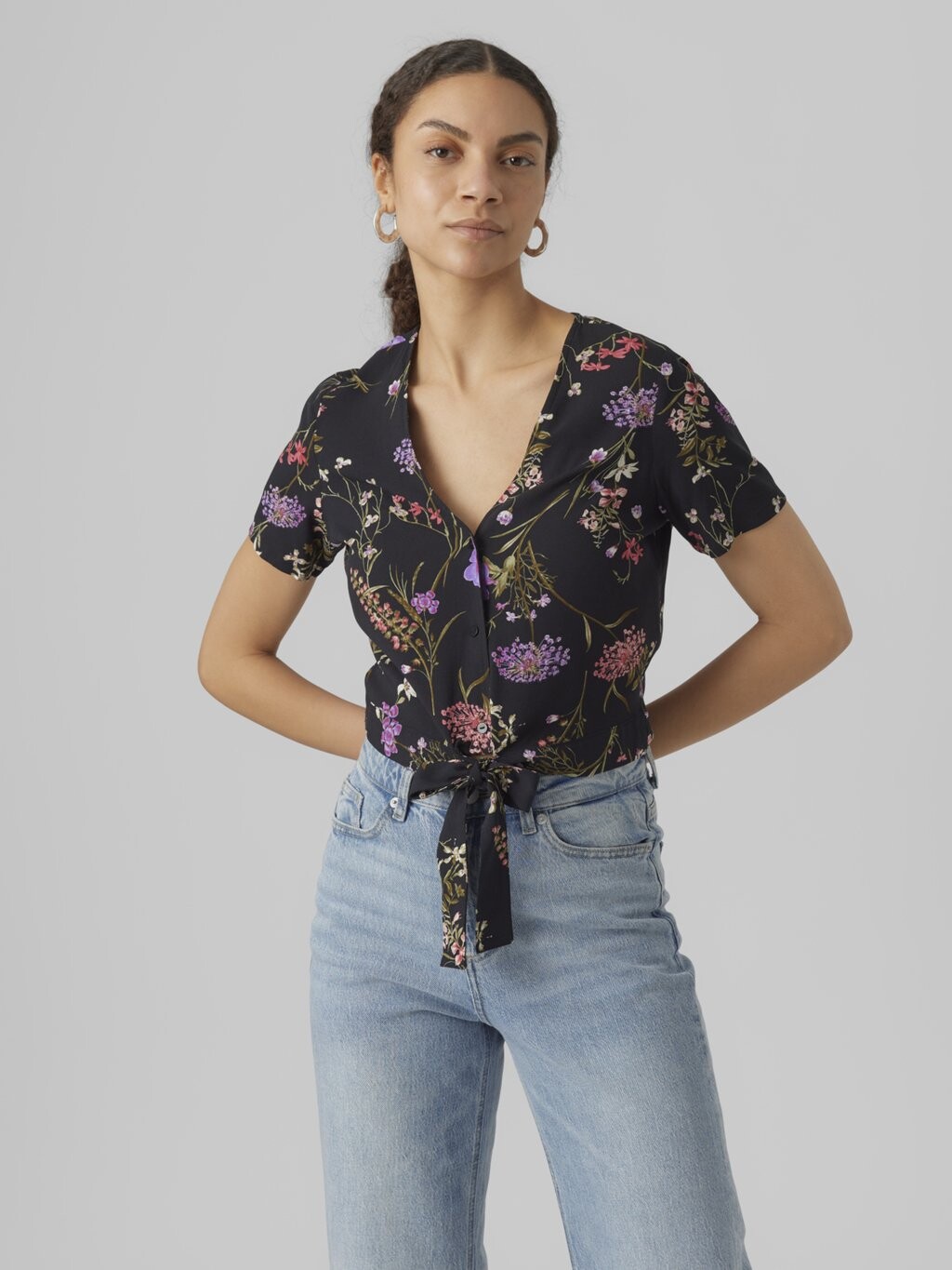 

Блузка Vero Moda, черный