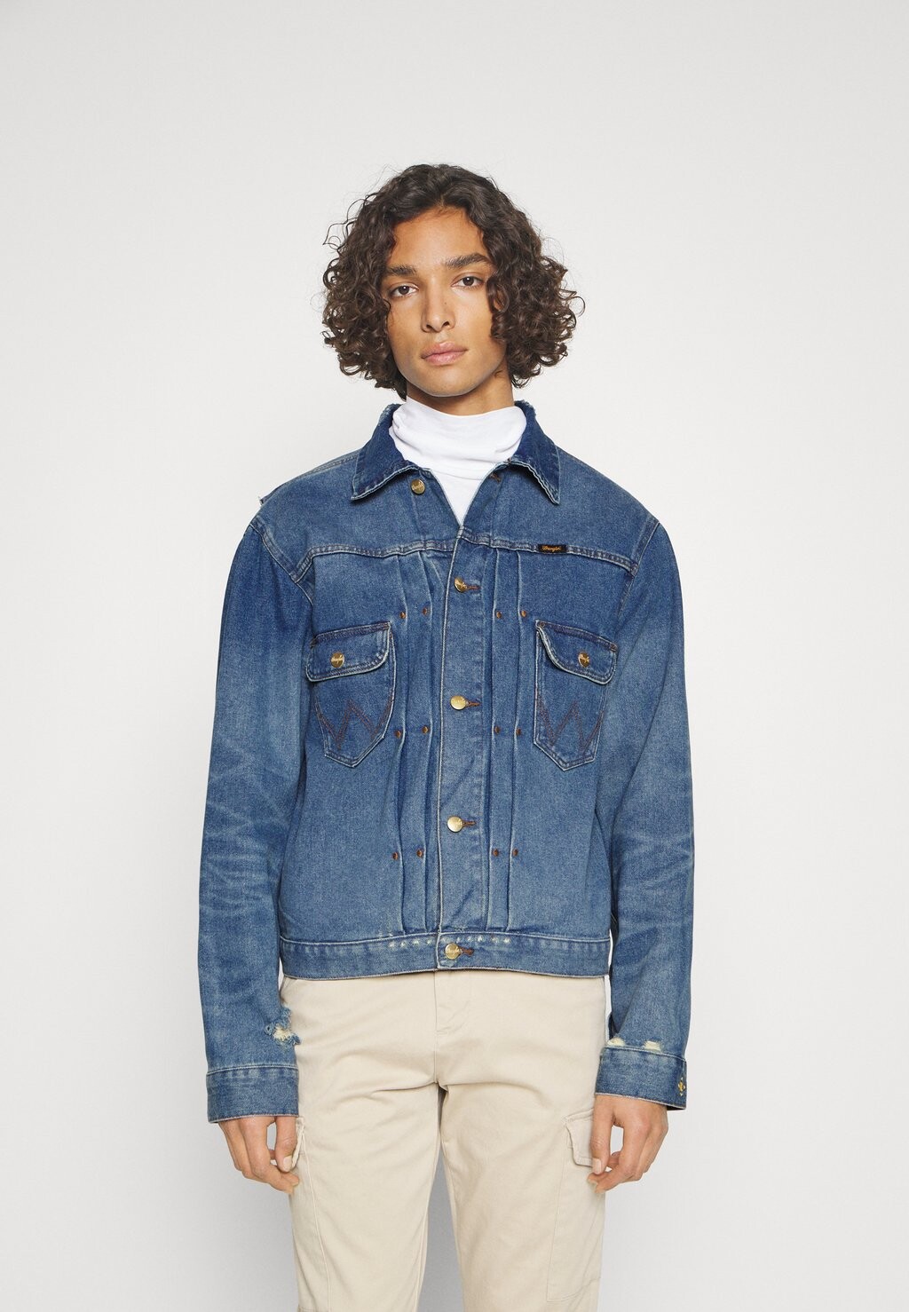

Джинсовая куртка Wrangler