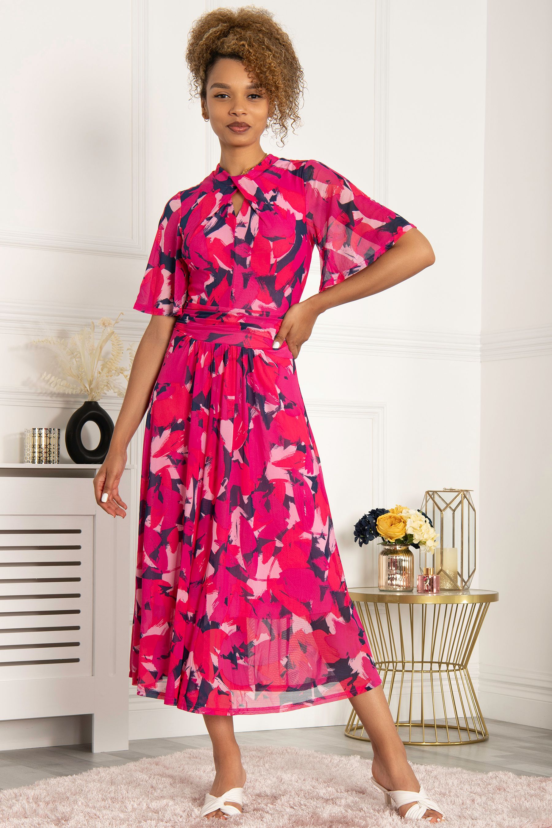 цена Розовое сетчатое платье макси Tina с высоким вырезом Jolie Moi, розовый