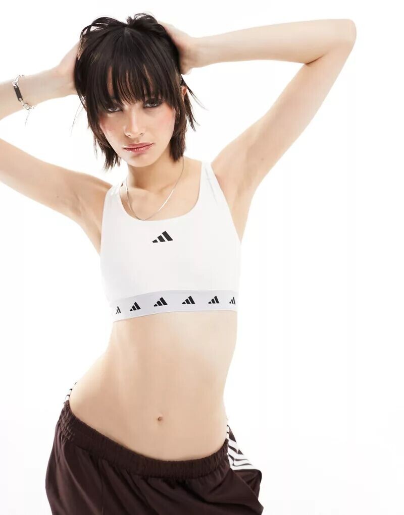 

Белый бюстгальтер adidas Powerreact Training Medium Support Techfit adidas performance