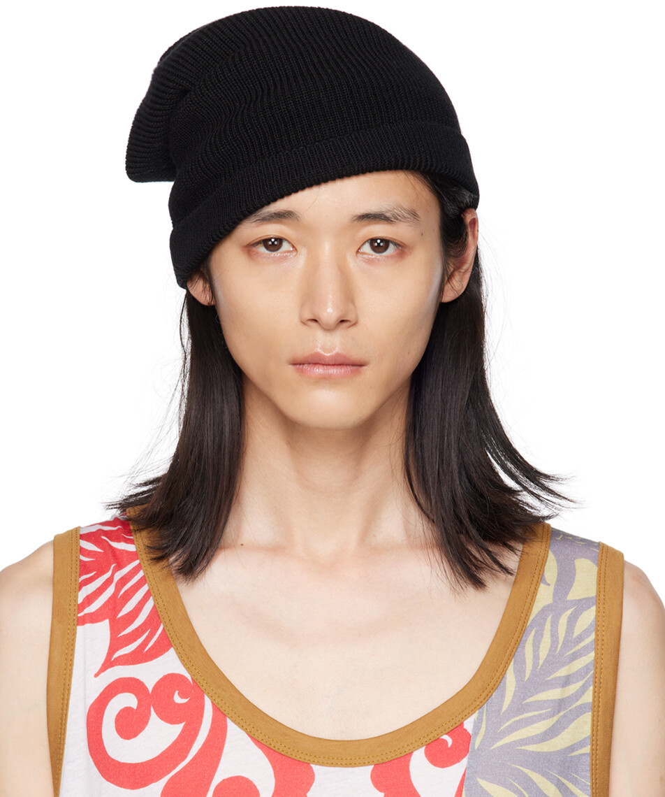 

Черная шапка в рубчик Dries Van Noten