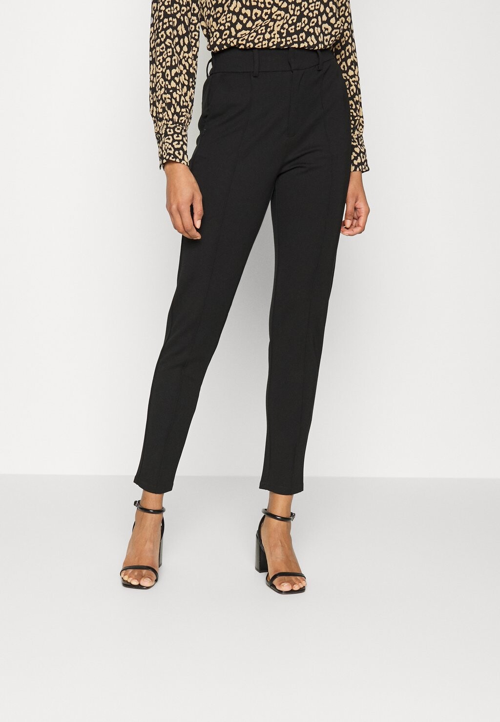 

Брюки ONLY, черный Onlpoptrash Life Pin Tailored Pant, черный