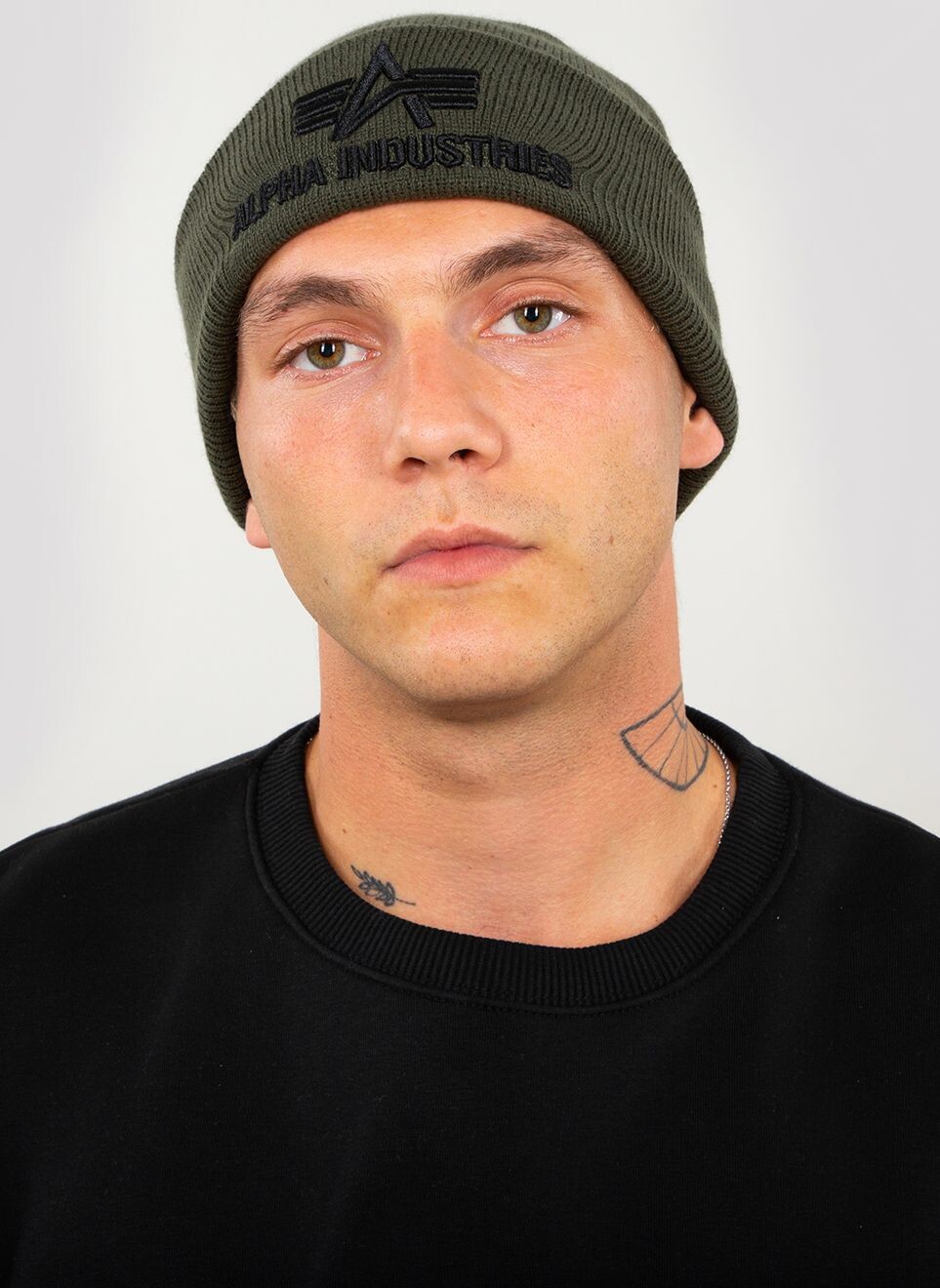 

Кепка Alpha Industries 3D Beanie, зеленый