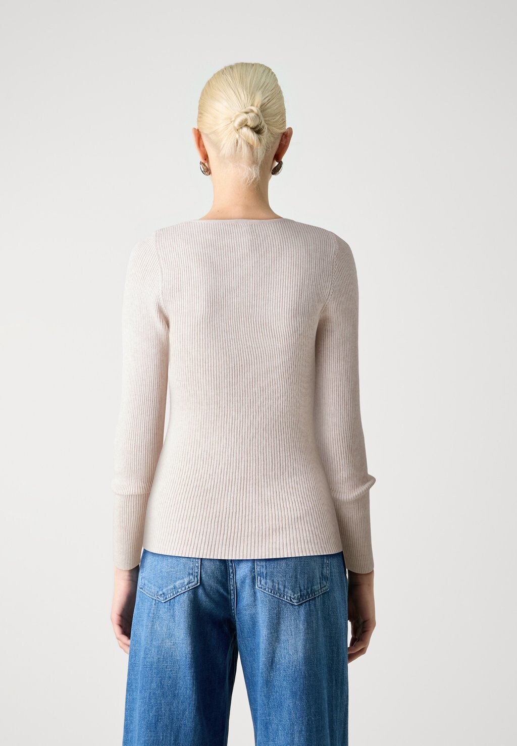 

Джемпер ONLEMMA V NECK PEARL ONLY, серый