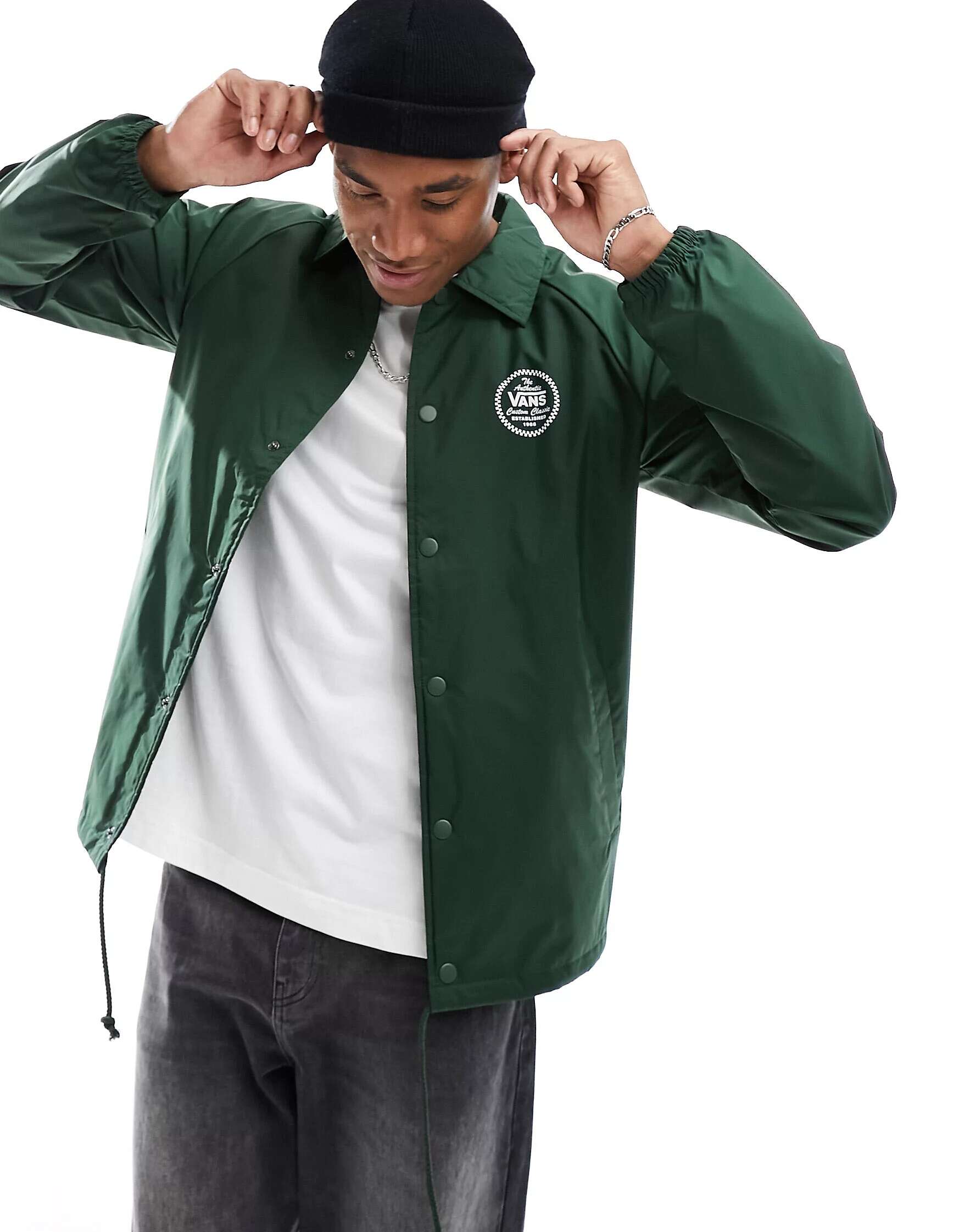 Зеленая спортивная куртка Vans Torrey