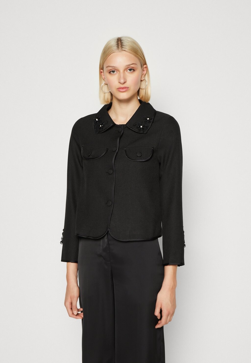 

Легкая куртка PRIYA EMBELLISHED JACKET Sister Jane, черный