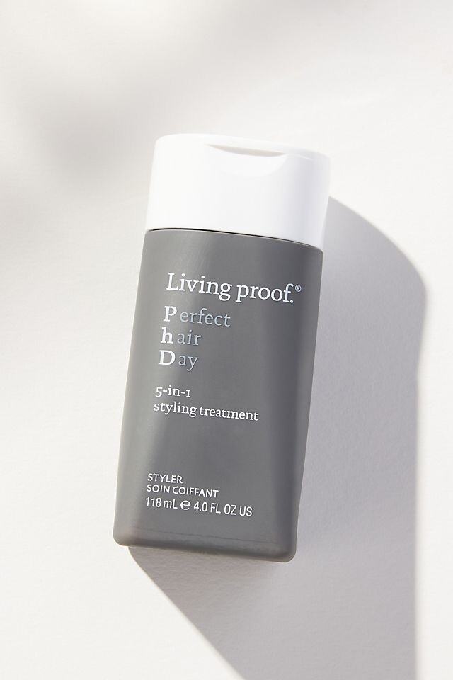 

Средство Living Proof PhD 5-in-1 для укладки волос