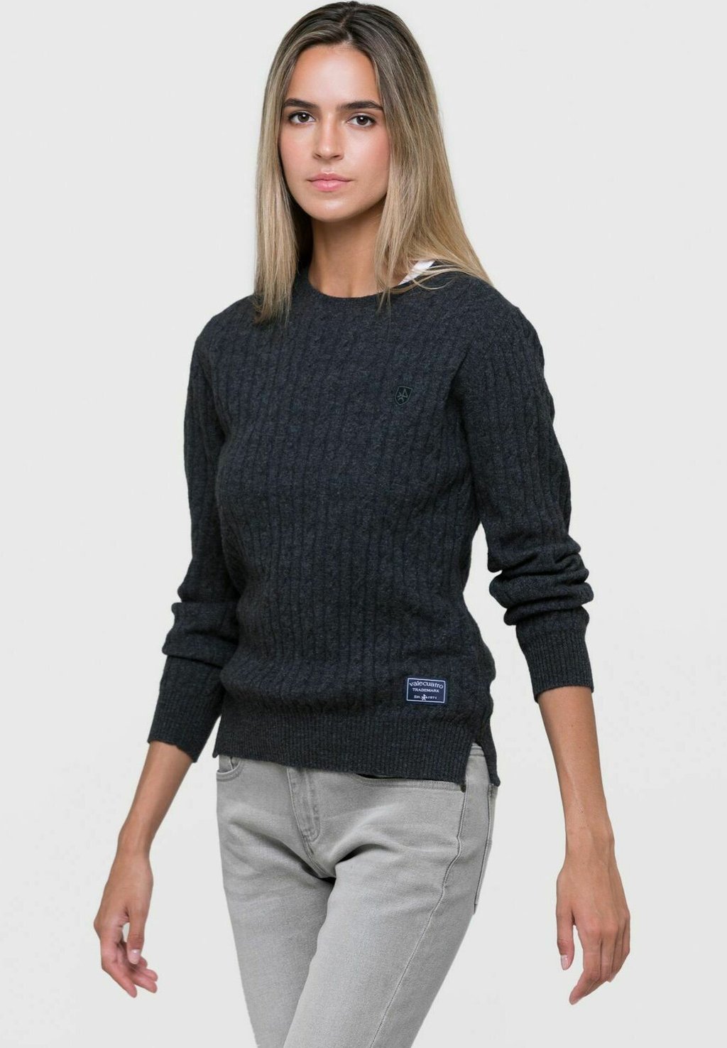 Вязаный свитер VALECUATRO, темно-серый